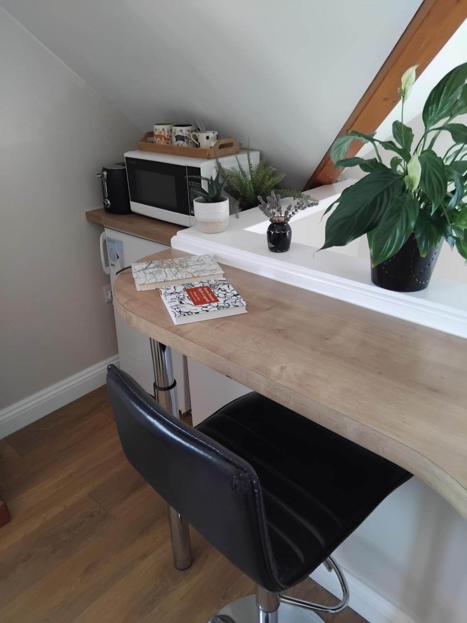 Post Office Row Apartment And Garden Crickhowell Eksteriør billede