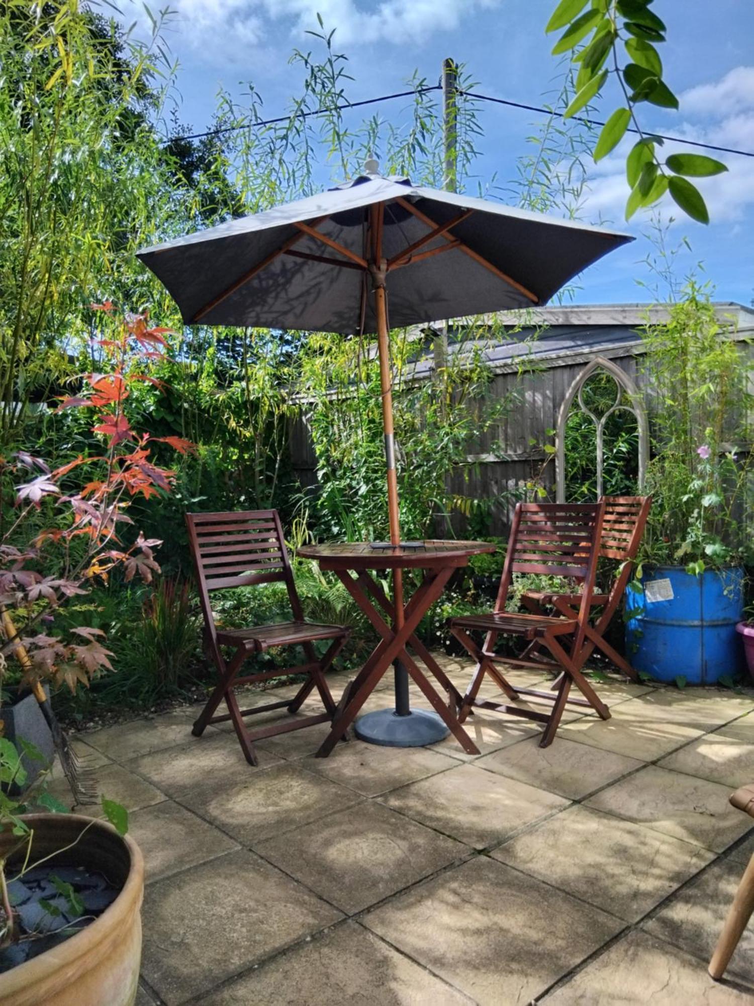 Post Office Row Apartment And Garden Crickhowell Eksteriør billede